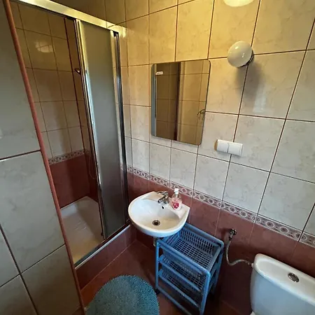 Pokoje Goscinne U Basi Bukowina Tatrzańska Exterior foto
